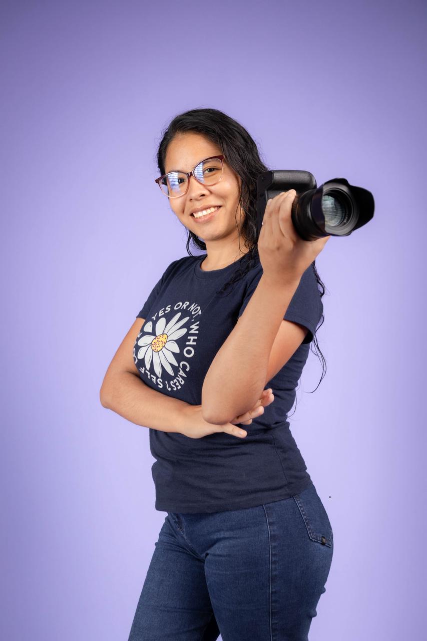Abigail Lizama, fotógrafa profesional de Talara